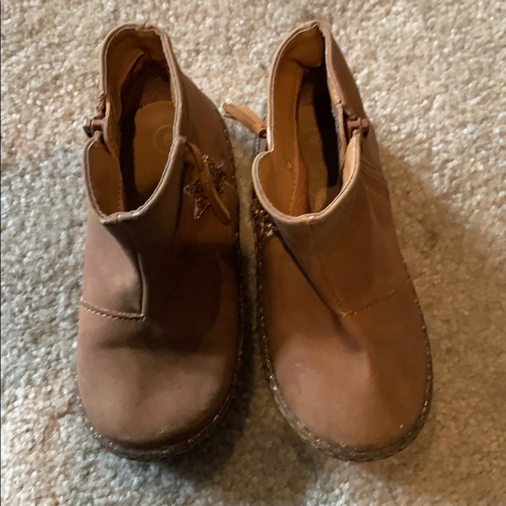 Ankle boots